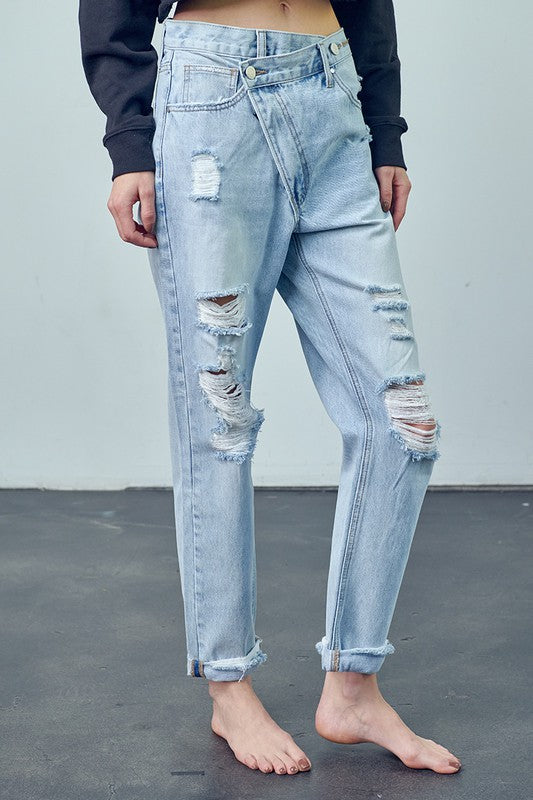 Crossover Boyfriend Jeans